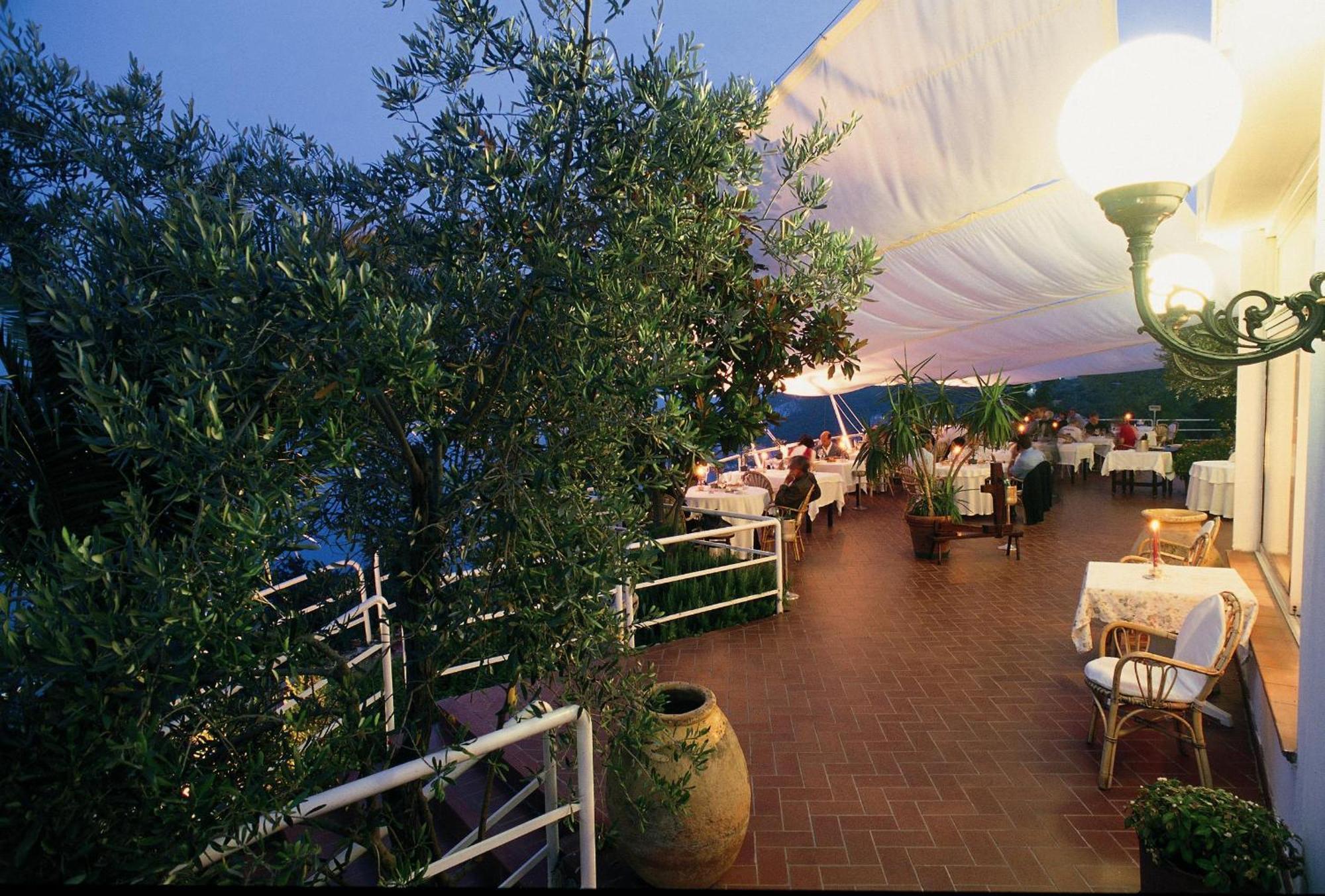 Hotel Claudio Bergeggi Exteriér fotografie