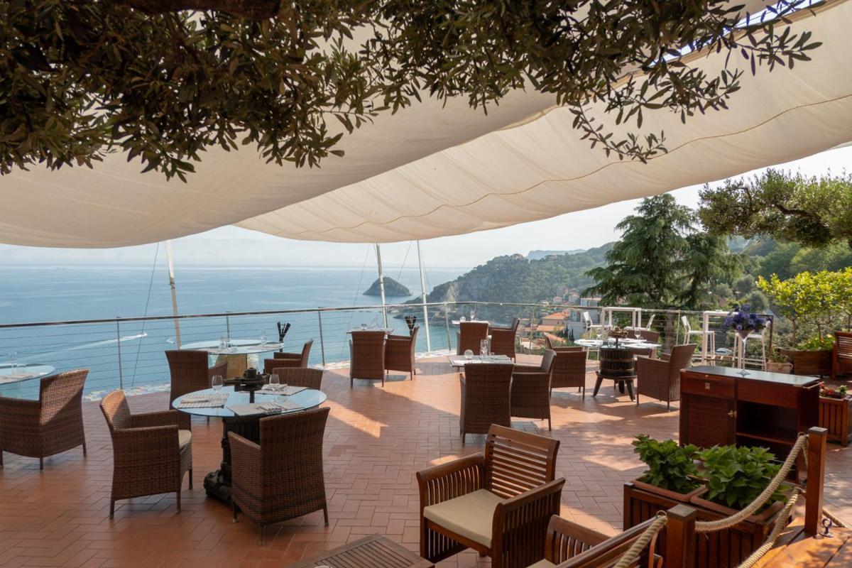 Hotel Claudio Bergeggi Exteriér fotografie