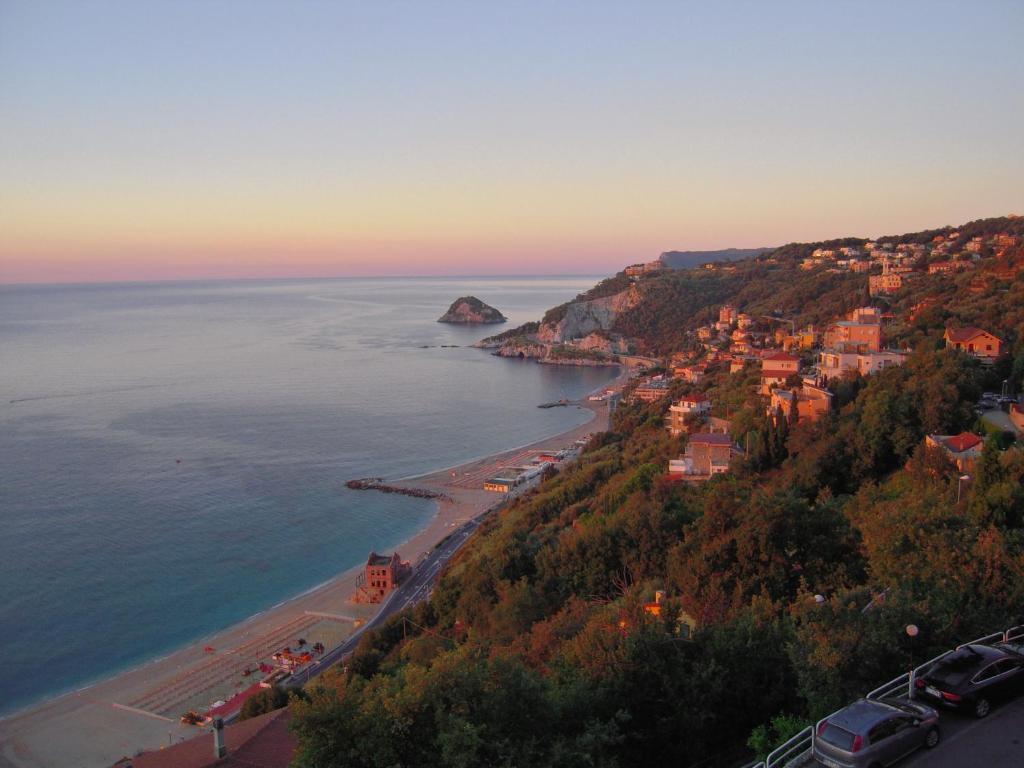 Hotel Claudio Bergeggi Pokoj fotografie