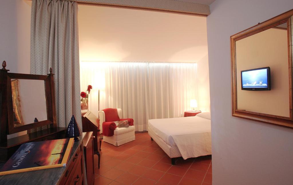 Hotel Claudio Bergeggi Pokoj fotografie